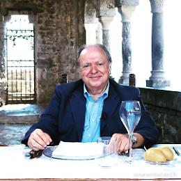 "Troppo cuochi e poco imprenditori". Cos&igrave; Enzo Vizzari spiega le tante chiusure di ristoranti