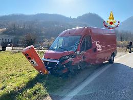 Incidente a Priabona di Monte di Malo tra un furgone e un'auto: una persona ferita