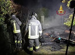 Borgoricco, incendio distrugge una casetta di legno