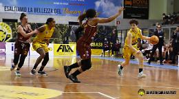 Basket A1 Fila San Martino sconfitta dalla Reyer Venezia