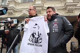 Crisi Ucraina, Salvini contestato al confine “amico di Putin”