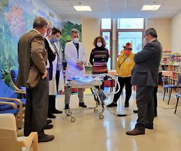 Venezia, cura ittero: all'Ospedale Civile nuovi strumenti per neonati