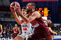 Basket A1, Reyer Venezia fatica ma vince contro Brindisi
