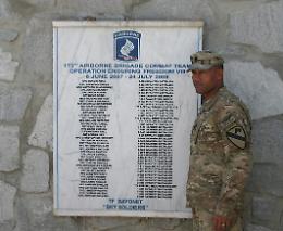 Una stele di granito dall'Afghanistan a Vicenza per ricordare i 42 parà americani morti in guerra