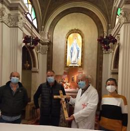 Piove di Sacco, crocifisso restaurato donato a Ospedale