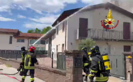 Incendio a Grumolo, fiamme in una casa a causa dell'impianto fotovoltaico sul tetto