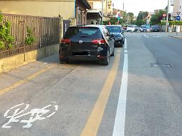 Vicenza, parcheggio selvaggio nella zona di San Bortolo