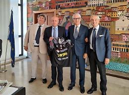Al Questore di Padova la maglia del Petrarca Rugby Padova