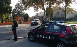 Rovigo, i carabinieri hanno perquisito la casa del ladro di telefoni
