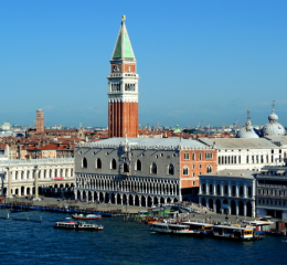Venezia, intitolato a Don Franco De Pieri il nuovo ponte ciclopedonale in riviera Marco Polo