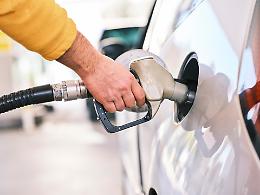 Castelfranco, prosciuga carta carburante rubata: fermato un 24enne