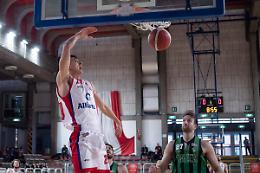 Basket B, Vicenza in scena a Monfalcone