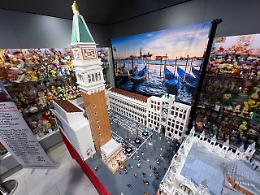 Piazza San Marco, ma coi Lego
