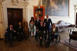 Veneto, otto viaggiatori in sedia a rotelle lungo i vari cammini della Regione