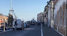 A Chioggia passaggi pedonali e marciapiedi non sono sempre accessibili a tutti i pedoni: una lettera al sindaco