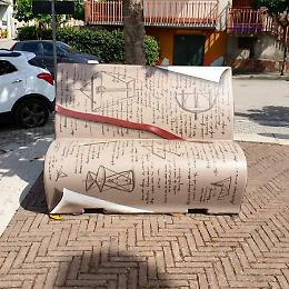 A Limena tutto pronto per la nuova panchina letteraria: domani l'inaugurazione