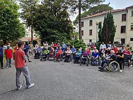 Portogruaro, la Rsa Francescon inaugura la bici a pedalata assistita