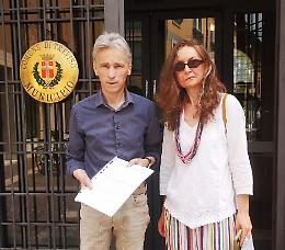 Gigi Calesso deposita oltre 1000 firme in Comune contro gli aumenti MOM