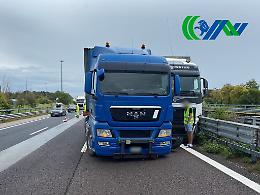 Incidente tra mezzi pesanti ad Arino, 8 chilometri di code in direzione Milano