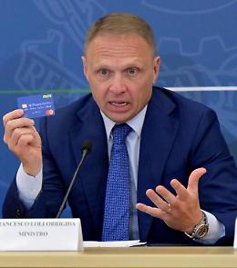 Al via la Social Card, “ennesimo strumento propagandistico”