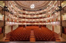 Teatro italiano verso il futuro: nasce il confronto tra i grandi teatri nazionali