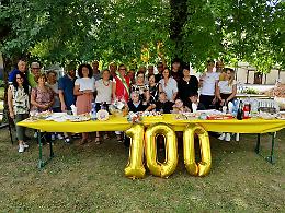 Centro candeline per Olinda Florian, grande festa al Gris di Mogliano