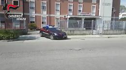 San Stino, 40enne minaccia i vicini e maltratta il padre