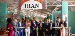 All'inaugurazione di Taste of Earth alla Fiera del Riso interviene il ministro Lollobrigida, Importante tutelare il più antico cereale italiano