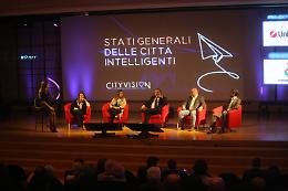 Padova, stati generali delle città intelligenti. Sindaci e imprese a confronto