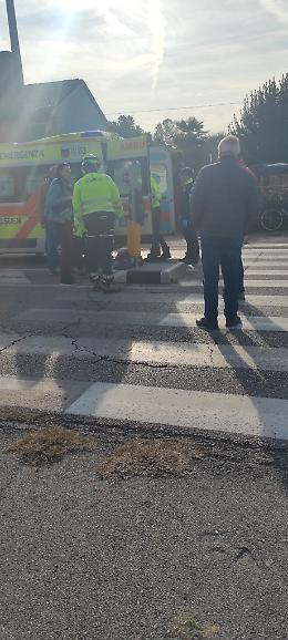 Donna investita sulle strisce a Noale, si indaga sull'auto pirata