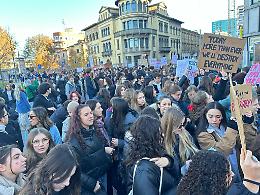 Padova, contro la volenza di genere. Studenti sfilano in città