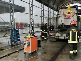 Stanghella, perdita di gas dal serbatoio di un camion in un'officina