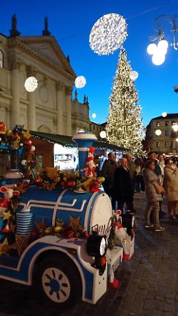 Magia di luci e colori per il periodo più bello dell'anno a Bassano del Grappa