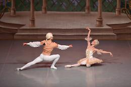 La magia delle fiabe in danza al Sociale