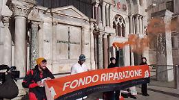 Basilica di San Marco imbrattata, indignazione da parte delle istituzioni