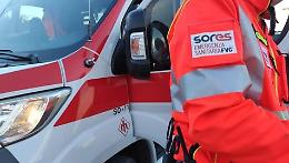 San Michele al Tagliamento, finisce fuori strada con l'auto