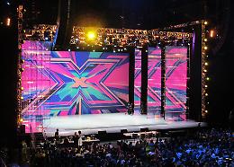 Capodanno 2023 a Verona: scendono in piazza Bra i finalisti di X Factor