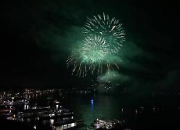 Venezia saluta il nuovo anno con i fuochi a San Marco e la musica in Piazza Ferretto