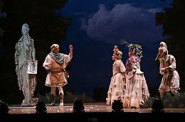 Riaperta la sartoria del Teatro Sociale di Rovigo dopo 10 anni