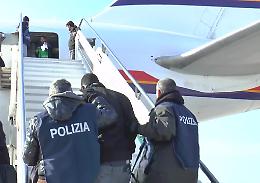 Treviso, rimpatriato un albanese arrestato per furto: espulsione immediata dopo la scarcerazione