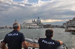 Coppia di ebrei aggredita a Venezia da dieci uomini: cane aizzato e Insulti antisemiti