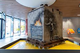 All'M9 di Mestre parte la mostra "Banksy. Painting Walls, la street art per comprendere la società contemporanea