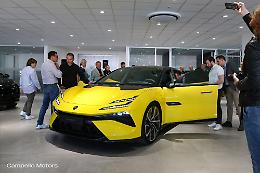 Lotus Emeya: l'anteprima del nuovo hyper-GT da Campello Motors a Padova