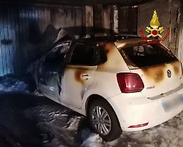 Auto in fiamme nel garage interrato di un condominio a Cornuda