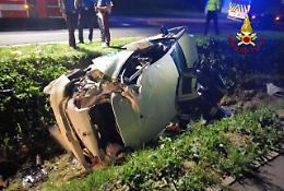 Auto fuoristrada a Ca' Tron, conducente portato in elicottero in ospedale