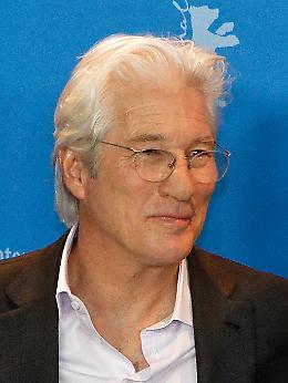 Richard Gere, l'omaggio dell'amfAR al gala di Venezia