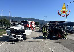 Grave incidente stradale a Pianezze: auto capovolta e tre feriti, tra cui donna incinta