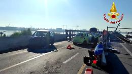 Grave incidente a Chioggia: carambola tra tre auto sul ponte translagunare