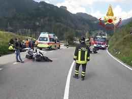 Scontro tra due moto sulla SS 52 a Caprile: feriti i motociclisti
