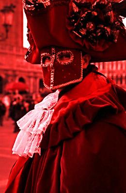 Ultimo atto per "Sabato a Teatro" a Canda: in scena Goldoni rivisitato dalla compagnia "Teatro delle Arance"